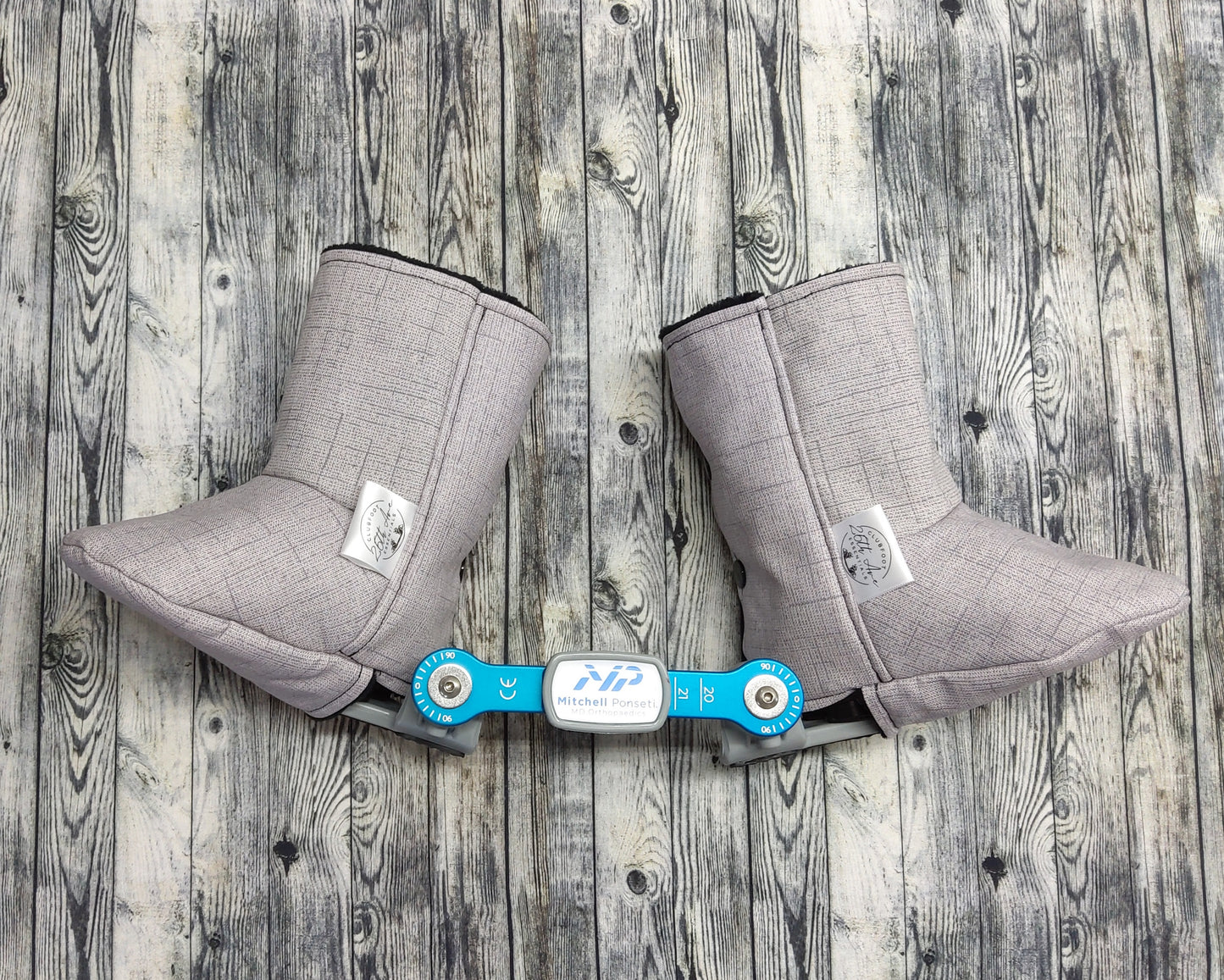 3-4 Grey Canvas & Black Fleece