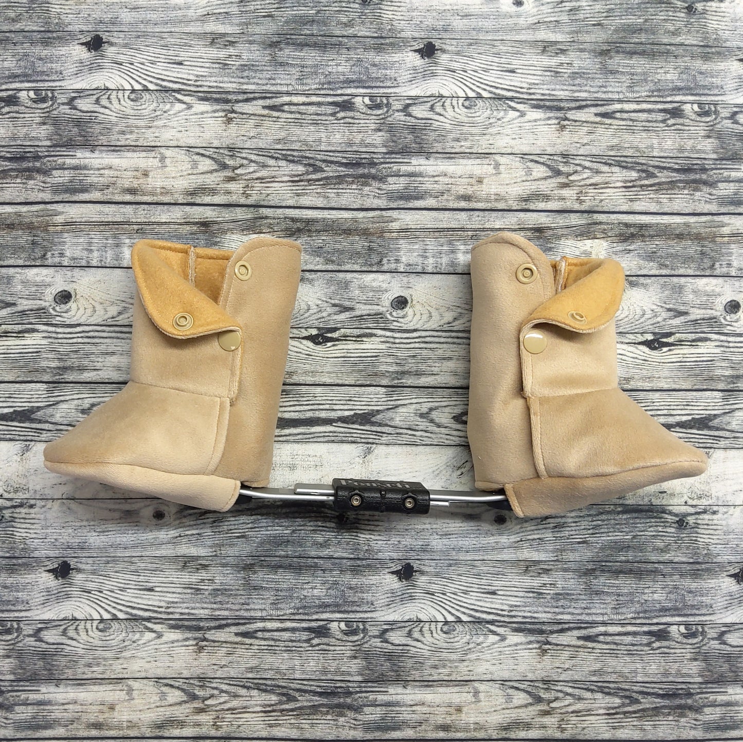 00-0 Tan Suede & Tan Fleece