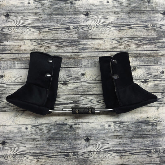 000-00 Black Suede & Grey Fleece