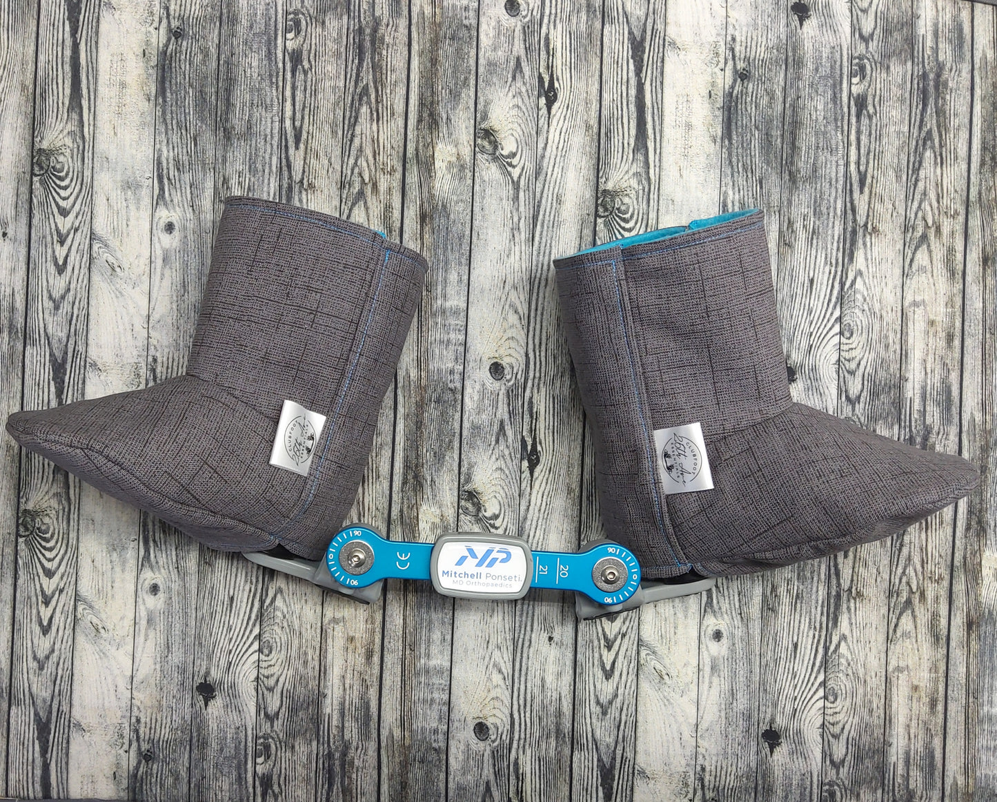 4-5 Charcoal Canvas & Aqua Fleece