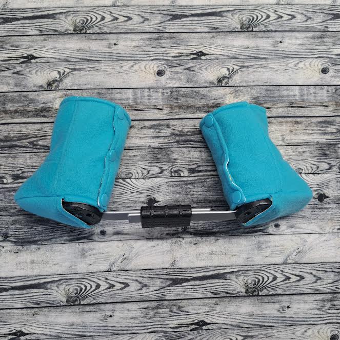 000-00 Aqua Fleece & Monster Trucks