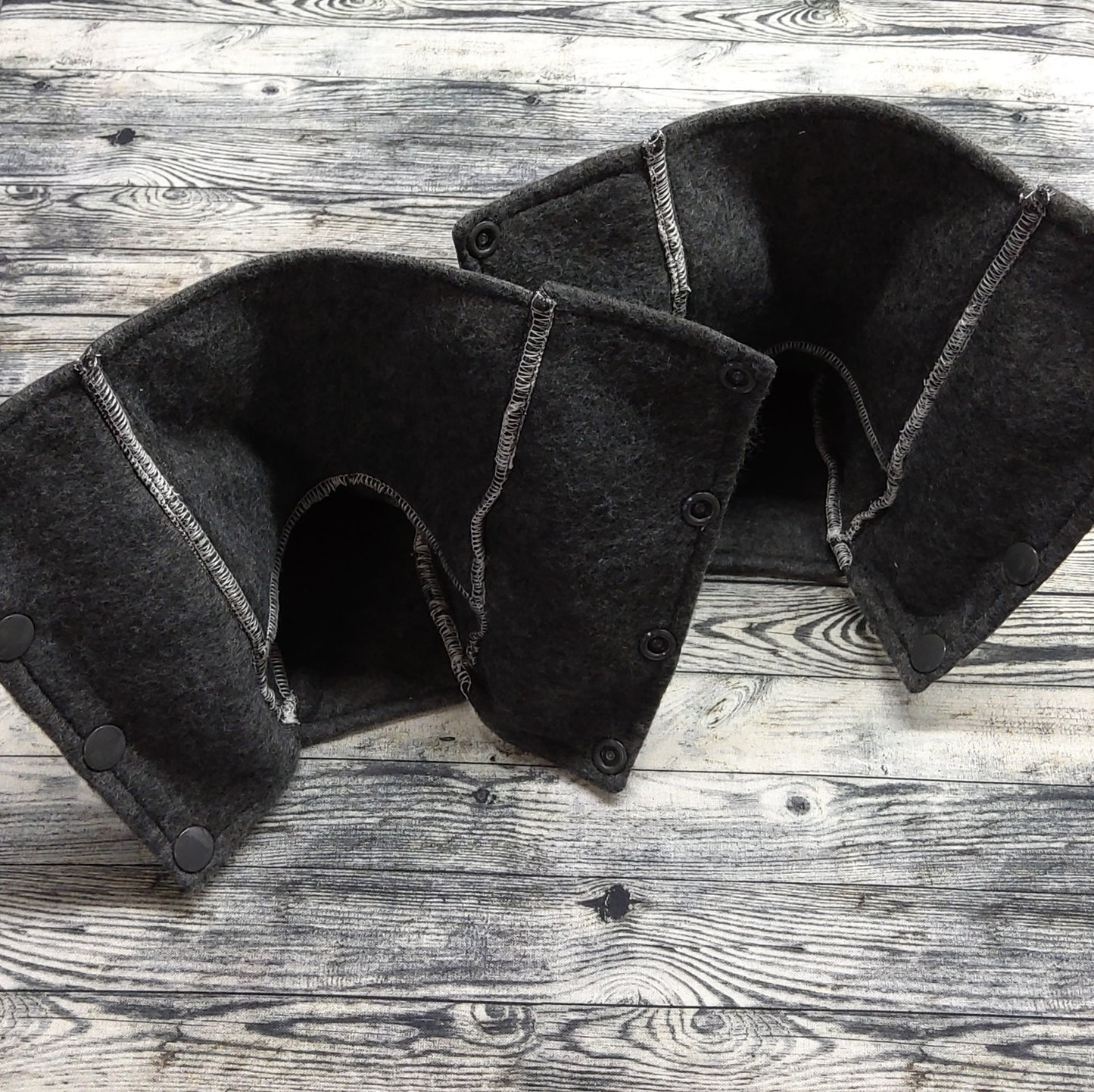 0-1 Charcoal Canvas & Charcoal Fleece