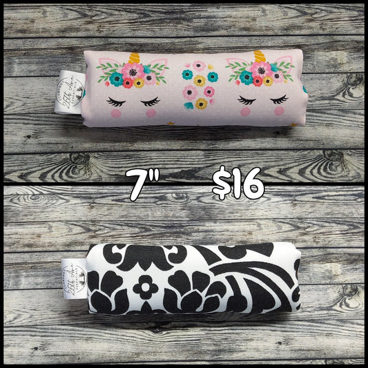 7" Unicorn Lashes & Black Floral Canvas