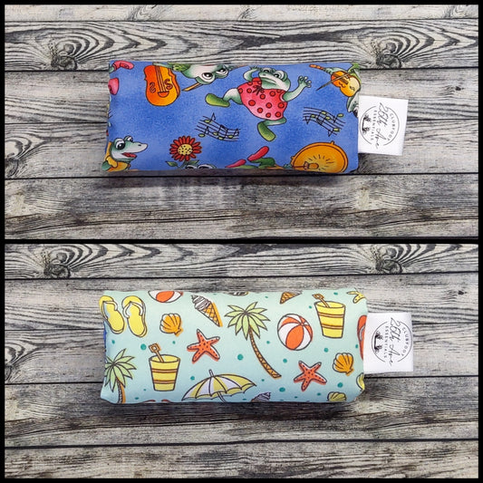 5.5" Dancing Frogs & Beach Equipment