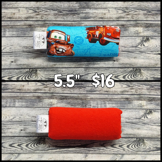 5.5" Cars & Red Flannel